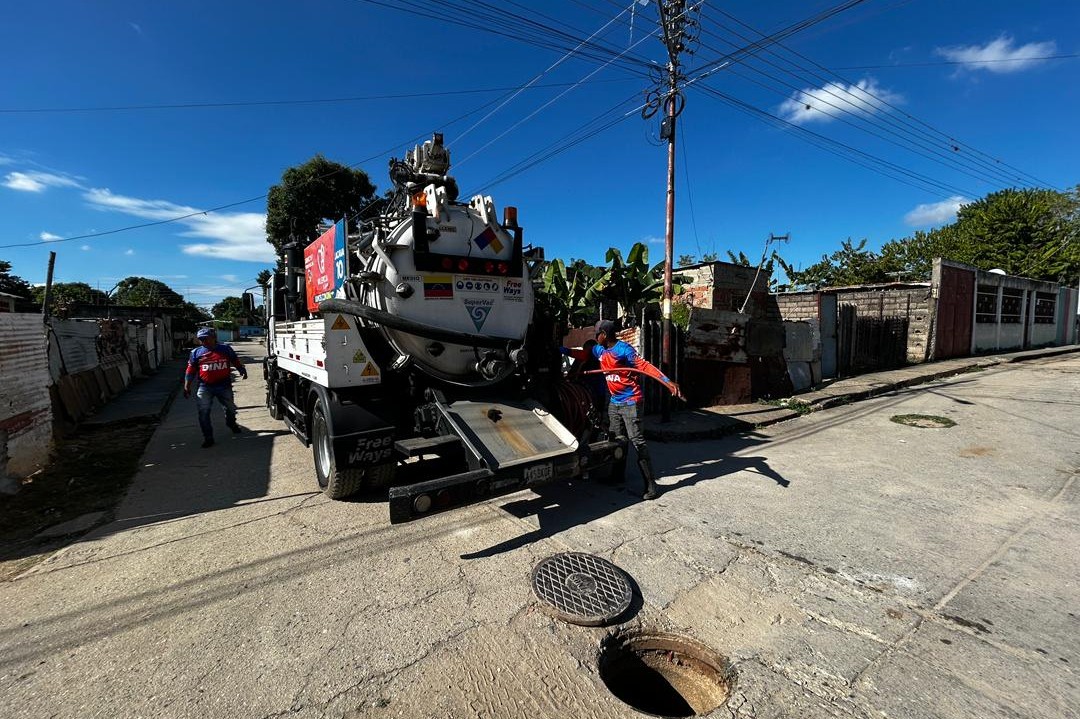 5 2Alcaldesa Dina Castillo