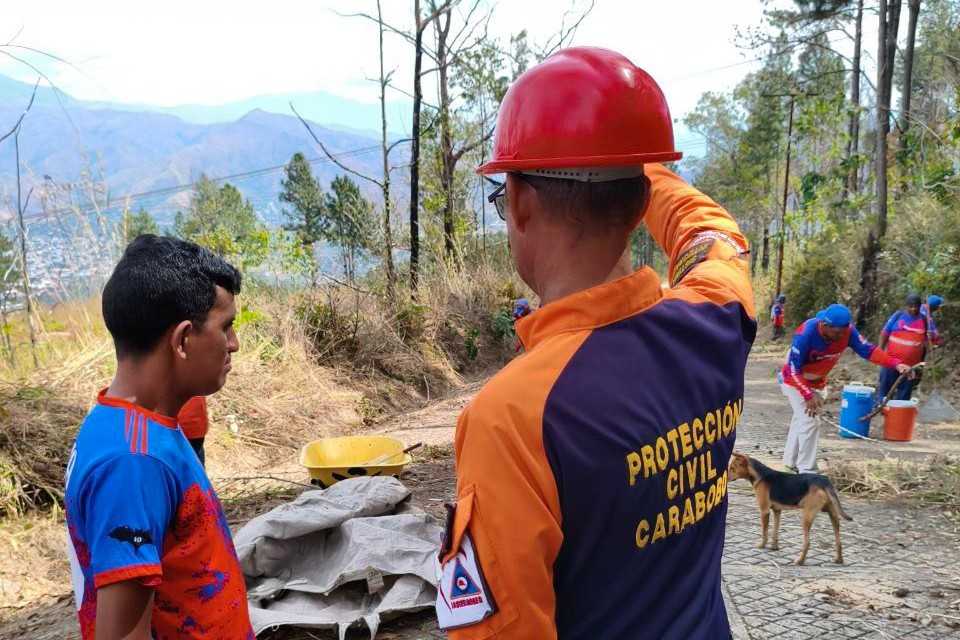 Alcaldesa Elizabeth Nino Llama A La Conciencia Ciudadana Tras Cierre Preventivo Del Cerro El Cafe 1 1