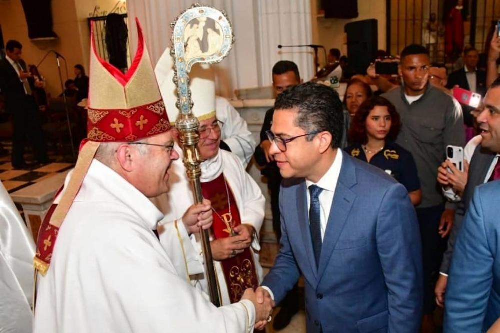El Alcalde Leon Jurado Acompano Solemne Eucaristia Por El 471 O Aniversario De La Ciudad De Valencia