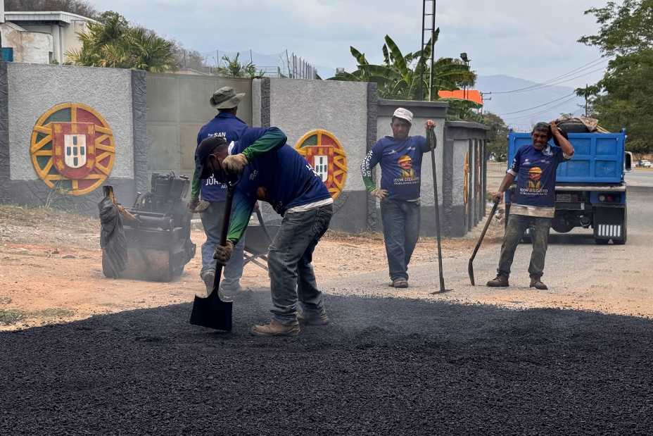 Alcaldia De San Diego Mantiene Activa Jornada De Bacheo Para Mejorar Vialidad En Las Comunidades
