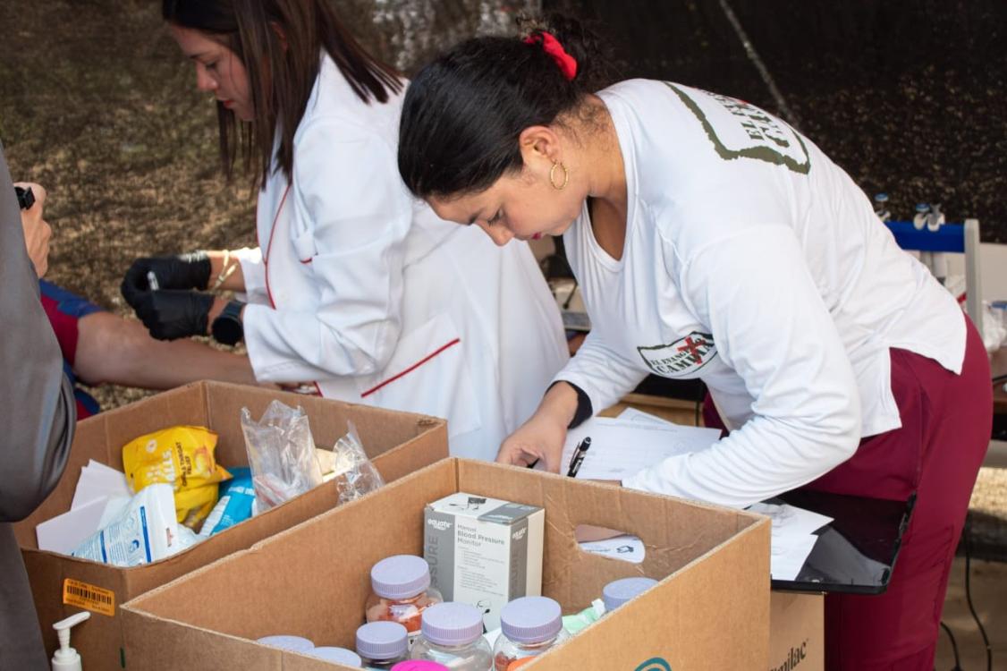 EL EVANGELIO CAMBIA DESPLEGO JORNADA DE ASISTENCIA SOCIAL Y SALUD EN LA PARROQUIA MIGUEL PENA DE VALENCIA
